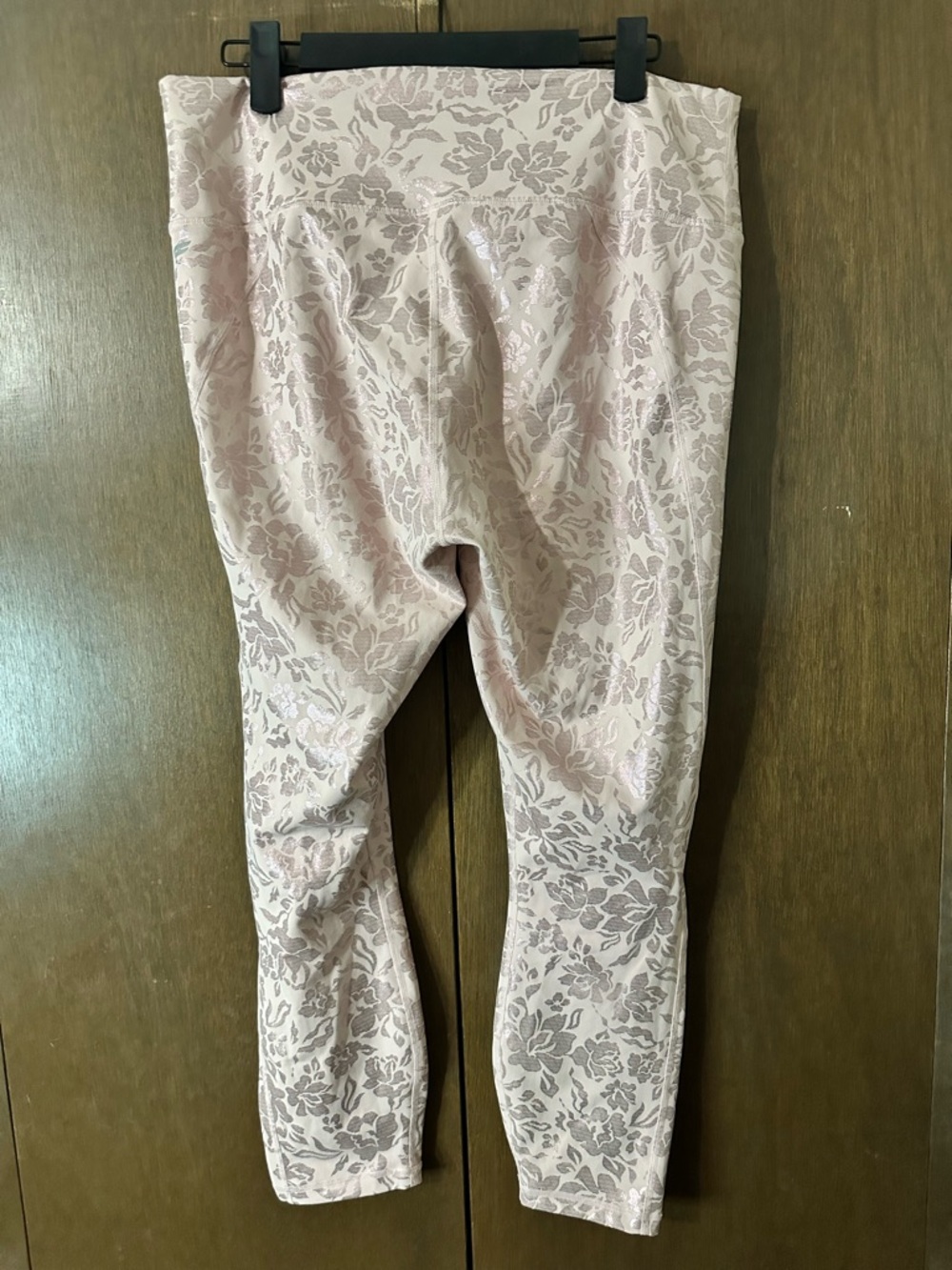 Fabletics Leggings High-Waisted Printed PureLuxe 7/8 Pink Shimmer Floral Size XL - Picture 6 of 10